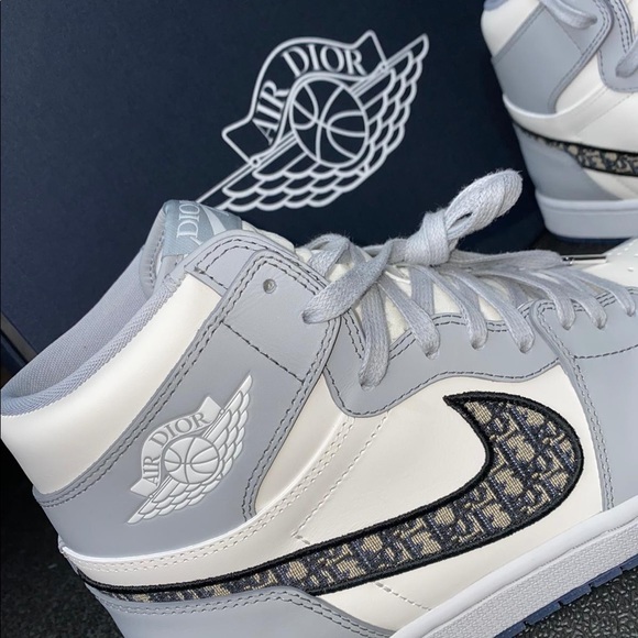 Jordan 1 Retro High DIOR - Picture 5 of 8